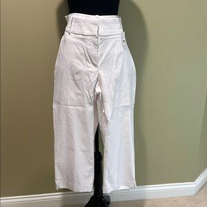 NWT! Lane Bryant White Capri